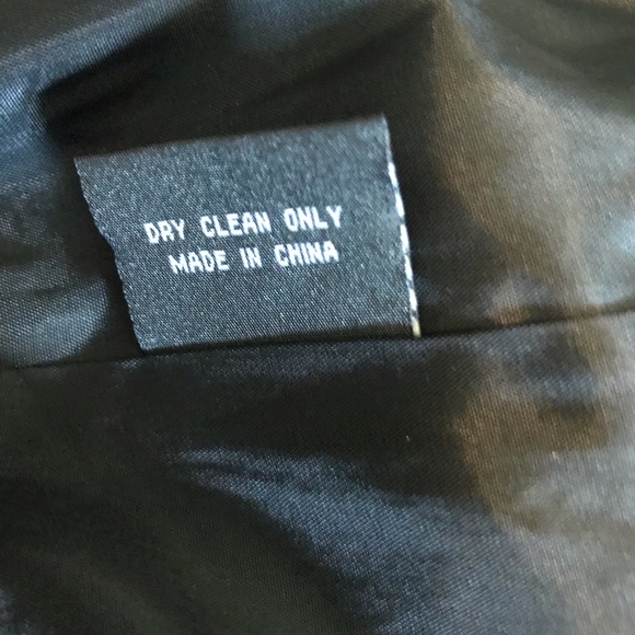 Cynthia Max Vibrant Floral Embroidered Blazer, Size Medium - Picture 12 of 12